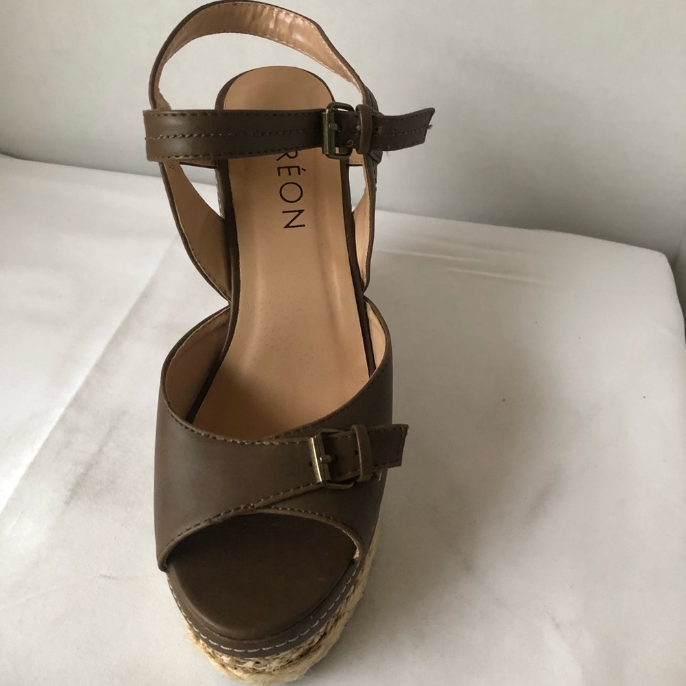 Wedges - Picture 5 of 5